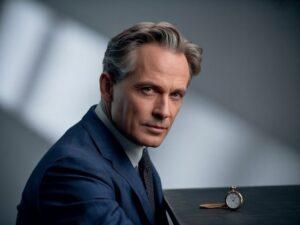 pomysły na fryzury dla łysiejących