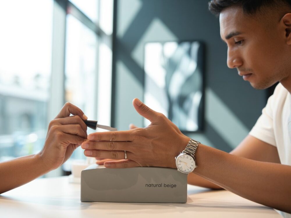 profesjonalny manicure męski