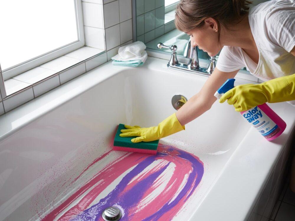 usuwanie farby z powierzchni wanny